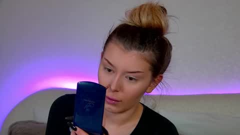 Snapshot of liliabianca chatting on 03/10/25, 06:38 Mia online show from 03/10/25, 06:38