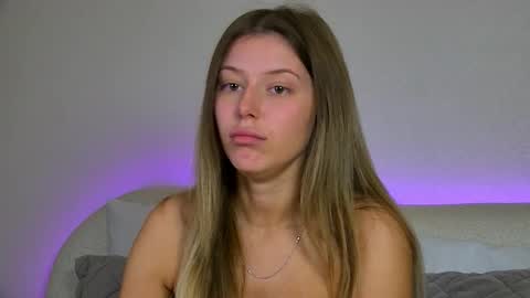 Snapshot of liliabianca chatting on 09/11/25, 06:46 Mia online show from 09/11/25, 06:46