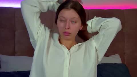 Snapshot of liliabianca chatting on 10/06/25, 06:44 Mia online show from 10/06/25, 06:44