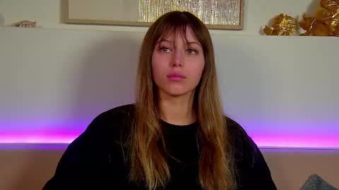 Snapshot of liliabianca chatting on 12/02/25, 06:41 Mia online show from 12/02/25, 06:41