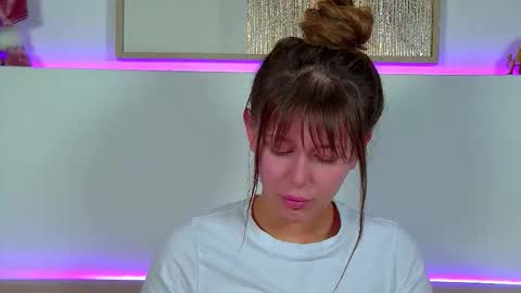 Snapshot of liliabianca chatting on 12/20/25, 06:53 Mia online show from 12/20/25, 06:53