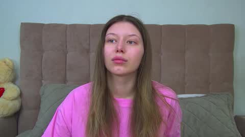 Snapshot of liliabianca chatting on 02/16/26, 06:53 Mia online show from 02/16/26, 06:53