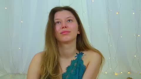 Snapshot of liliabianca chatting on 02/26/26, 06:45 Mia online show from 02/26/26, 06:45