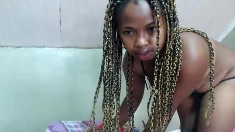 liliah online show from 01/25/25, 07:49