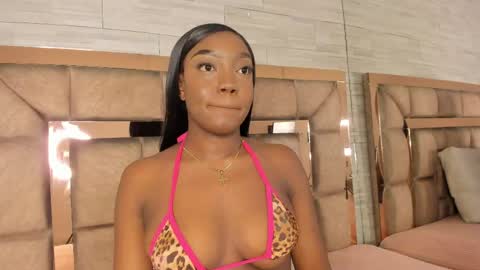 Snapshot of lilian_starfire chatting on 05/30/26, 07:22 LILIAN online show from 05/30/26, 07:22