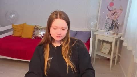 Lilian online show from 03/16/26, 12:53