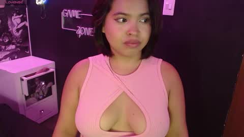 Snapshot of liliana_pink chatting on 03/10/26, 01:21 liliana online show from 03/10/26, 01:21