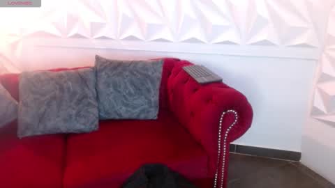 Snapshot of liliana_pink chatting on 03/18/26, 12:25 liliana online show from 03/18/26, 12:25