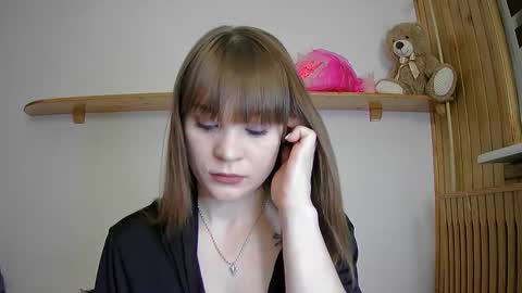 Lili online show from 03/27/26, 09:25