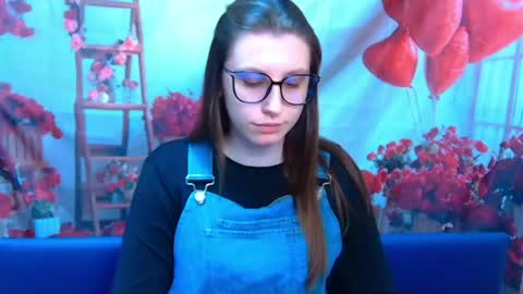 lilianashine online show from 04/19/26, 05:07