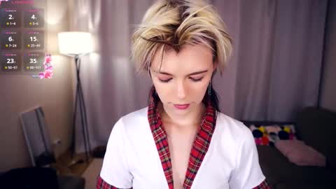 Lilian online show from 10/02/25, 06:09