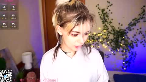 Lilian online show from 12/20/25, 08:32