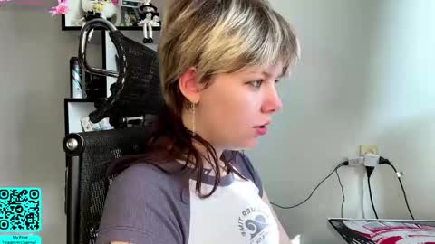 Lilian online show from 03/11/26, 07:14