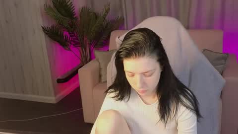 Snapshot of liliaroze chatting on 06/04/26, 03:34 liliaroze online show from 06/04/26, 03:34