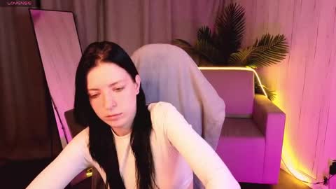 Snapshot of liliaroze chatting on 06/06/26, 03:33 liliaroze online show from 06/06/26, 03:33