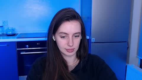 Snapshot of liliatlu chatting on 04/26/26, 12:19 Lilu online show from 04/26/26, 12:19