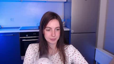 Snapshot of liliatlu chatting on 04/27/26, 08:29 Lilu online show from 04/27/26, 08:29