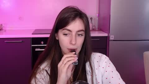 Snapshot of liliatlu chatting on 06/16/26, 03:42 Lilu online show from 06/16/26, 03:42