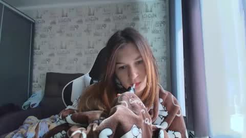 liliawoolf online show from 05/02/26, 07:24