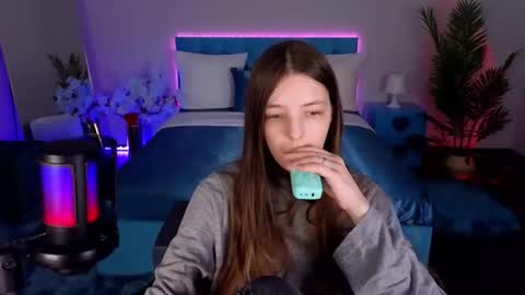 Lili Bakery online show from 02/09/26, 02:37