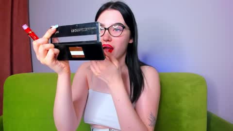 lilibethxx online show from 12/11/24, 01:47