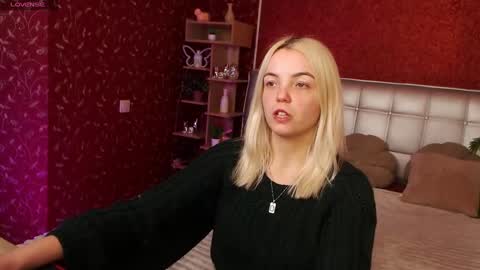 Lilie online show from 02/05/25, 08:14