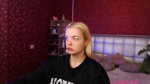 Lilie online show from 02/07/25, 07:49