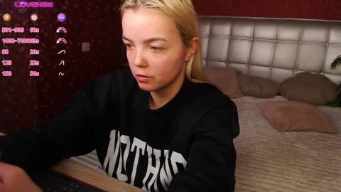 Lilie online show from 02/08/25, 05:29