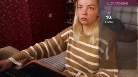 Lilie online show from 02/22/25, 02:52