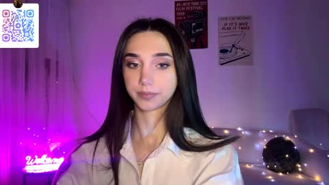 Lina online show from 03/31/26, 10:21