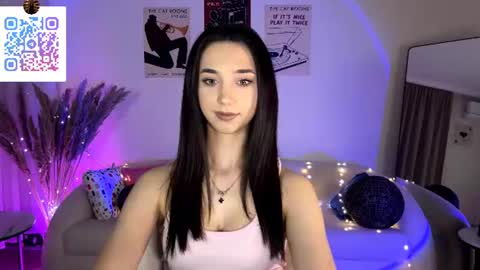 Lina online show from 07/10/26, 10:23