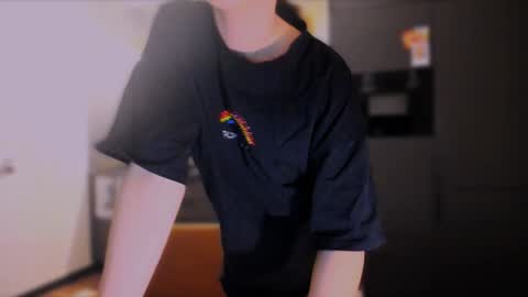 Snapshot of lililaluna chatting on 12/04/24, 05:33             ...  online show from 12/04/24, 05:33