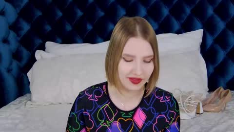 Snapshot of lililinn chatting on 02/22/25, 12:29 LiliLinn online show from 02/22/25, 12:29