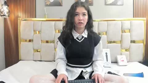 Snapshot of lilimini032 chatting on 05/30/26, 08:39 lilimini online show from 05/30/26, 08:39
