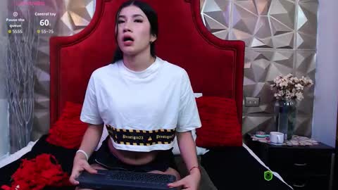 Lilia online show from 11/29/25, 12:08