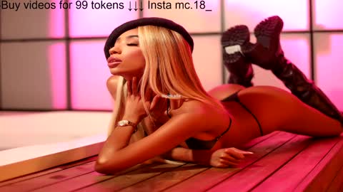 Lili  online show from 12/22/24, 04:17