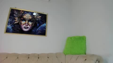 lilit2005 online show from 02/21/25, 06:15