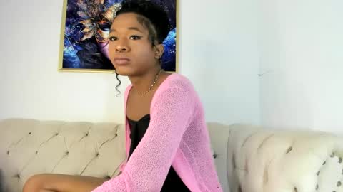 lilit2005_ online show from 02/13/25, 10:11