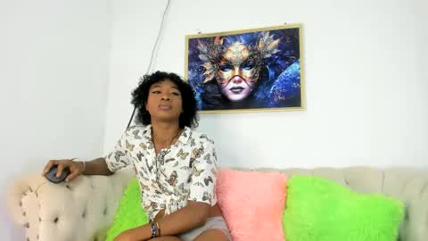 lilit2005_ online show from 02/17/25, 06:37