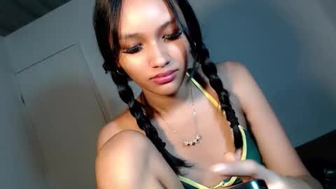 Chloe online show from 02/19/26, 12:45