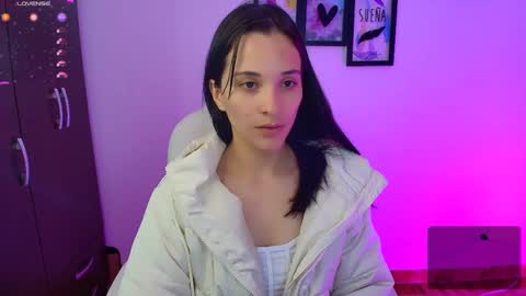 Snapshot of lilith01_ chatting on 02/18/25, 11:00 Leidy online show from 02/18/25, 11:00
