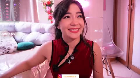 Snapshot of lilith__rosse chatting on 05/28/26, 05:43 Lilith Rosse online show from 05/28/26, 05:43