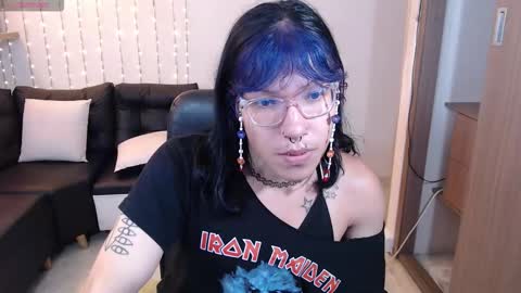 Snapshot of lilith_ayanami chatting on 02/18/26, 12:01 lilith online show from 02/18/26, 12:01