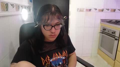 lilith  online show from 04/28/26, 01:05