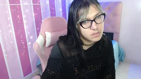 lilith  online show from 05/25/26, 02:23