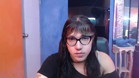 Snapshot of lilith_ayanami chatting on 07/17/26, 01:40 lilith online show from 07/17/26, 01:40