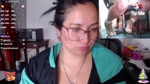 Snapshot of lilith_camp chatting on 12/13/24, 08:26 Laura lopez online show from 12/13/24, 08:26