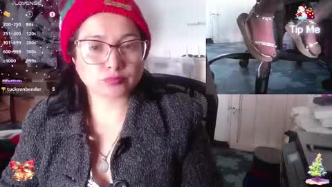 Snapshot of lilith_camp chatting on 12/18/24, 05:52 Laura lopez online show from 12/18/24, 05:52