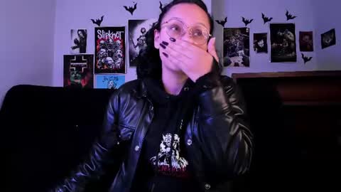 Snapshot of lilith_deveraux_ chatting on 06/08/26, 02:50 MISTRESS LILITH online show from 06/08/26, 02:50