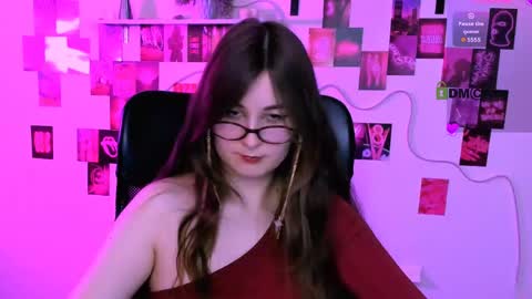 lilith_diva online show from 04/15/26, 08:09